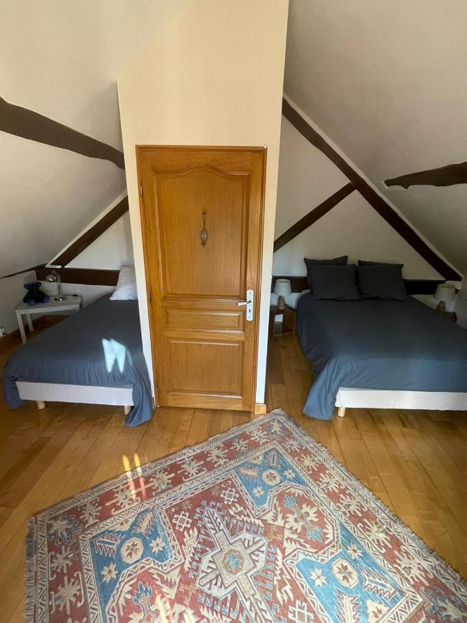 Le Logis Du Regisseur Bed & Breakfast Charny-Oree-de-Puisaye Exterior photo